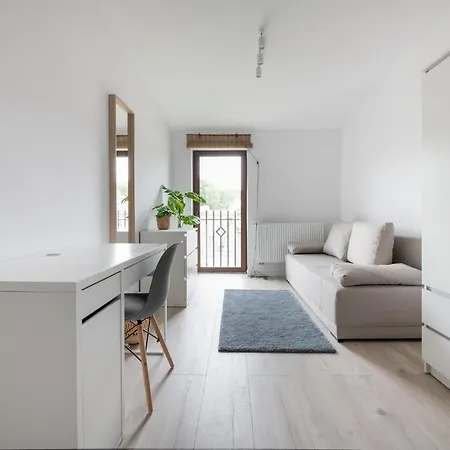 Appartamento Spacious 3city With Four Bedrooms And Desk In By Renters